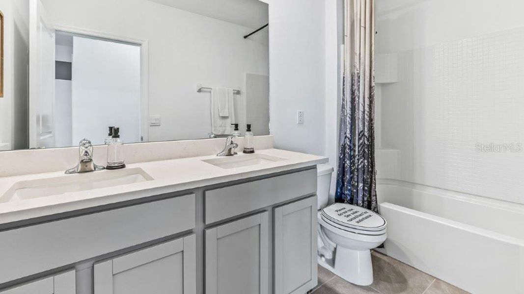 Furnished interior view inside a new home in Angeline, Land O' Lakes (Image 8).