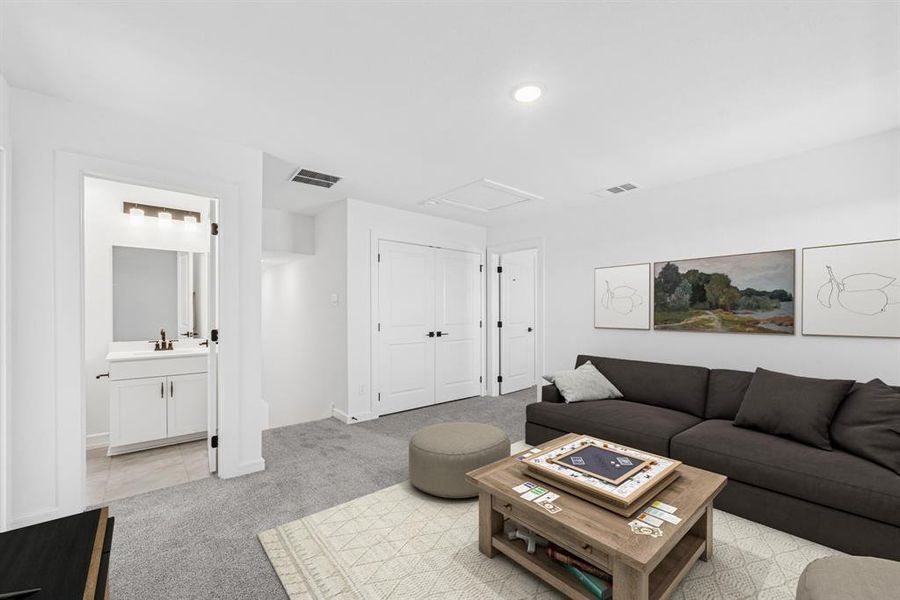 Furnished interior view inside a new home in Caldwell Lakes, Dallas (Image 26). Furnished interior view inside a new home in Caldwell Lakes, Dallas (Image 26).