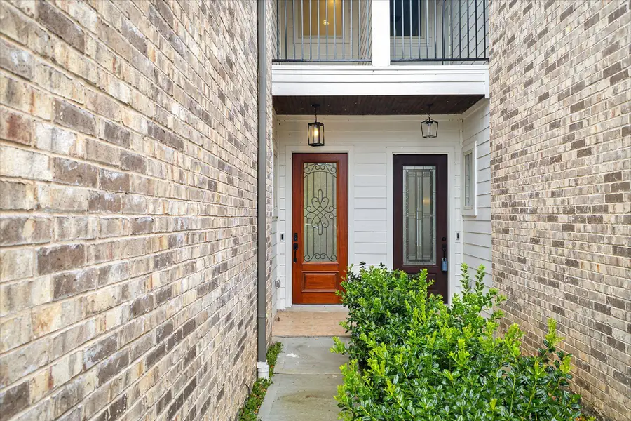 Exterior details and patio area of a home in , Willis (Image 3).