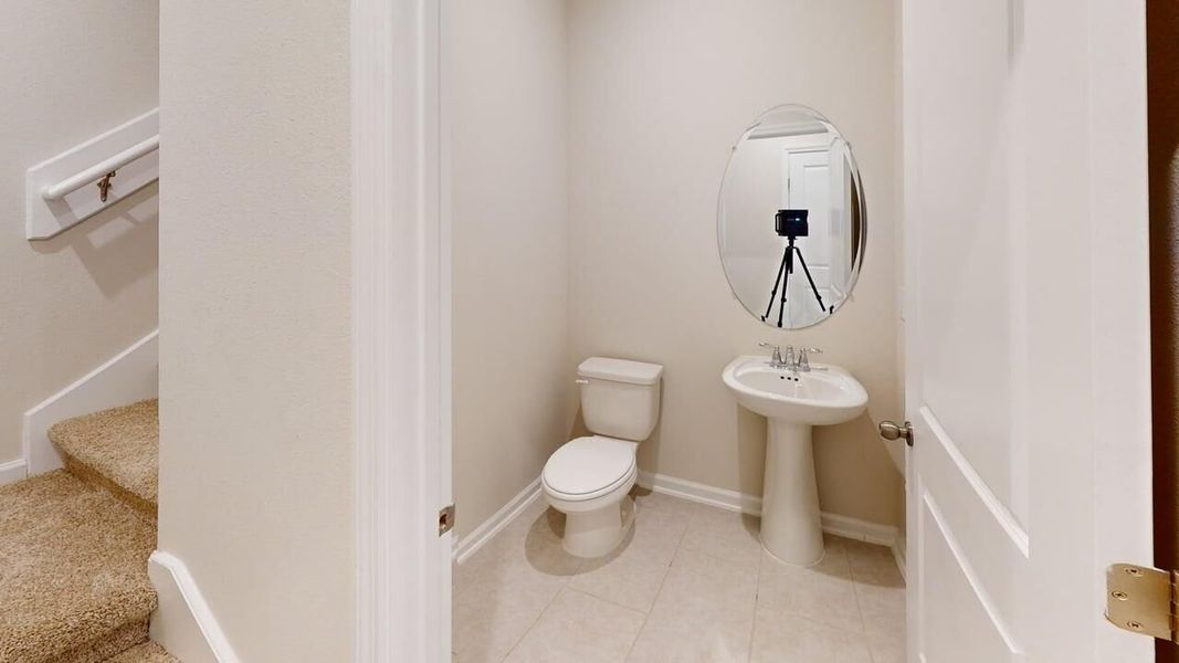 Furnished interior view inside a new home in Egret Creek, Jacksonville (Image 10).