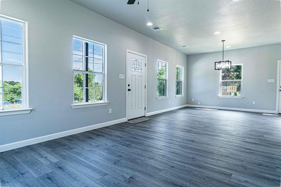 Spacious, unfurnished interior of a new home in , Granbury (Image 32).