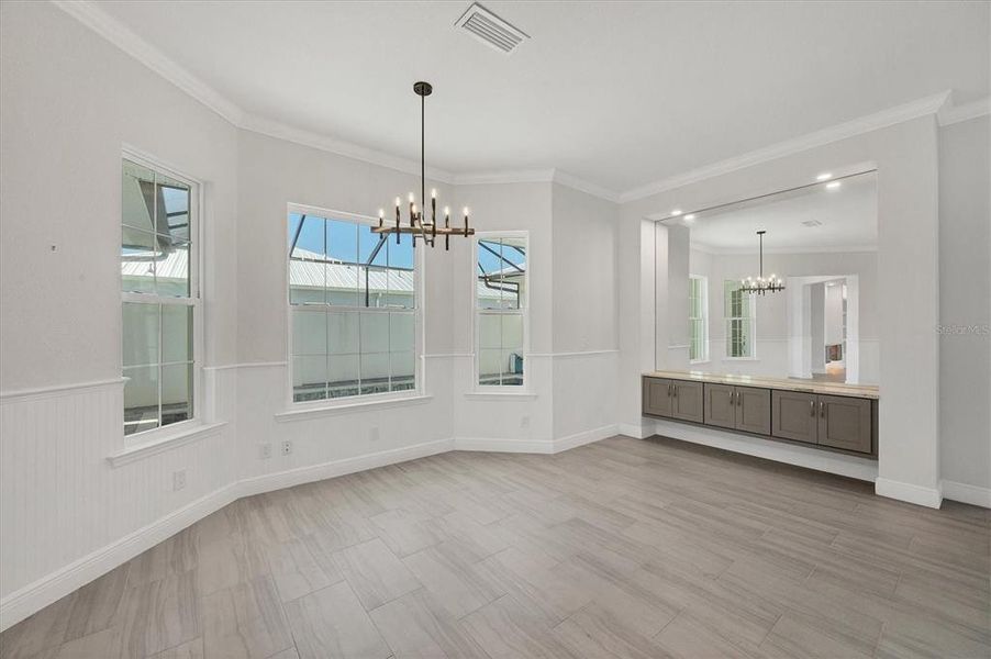 Spacious, unfurnished interior of a new home in , Placida (Image 17).