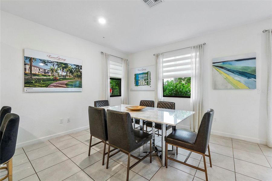 Furnished interior view inside a new home in , Pembroke Pines (Image 10).