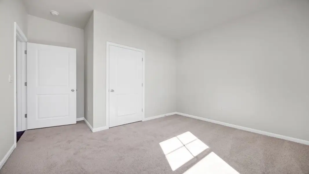 Spacious, unfurnished interior of a new home in Gates Village, Lugoff (Image 19).