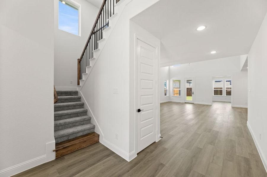 Representative unfurnished interior of a home built from the San Marcos by UnionMain Homes in Elevon, Lavon (Image 28). Representative unfurnished interior of a home built from the San Marcos by UnionMain Homes in Elevon, Lavon (Image 28).