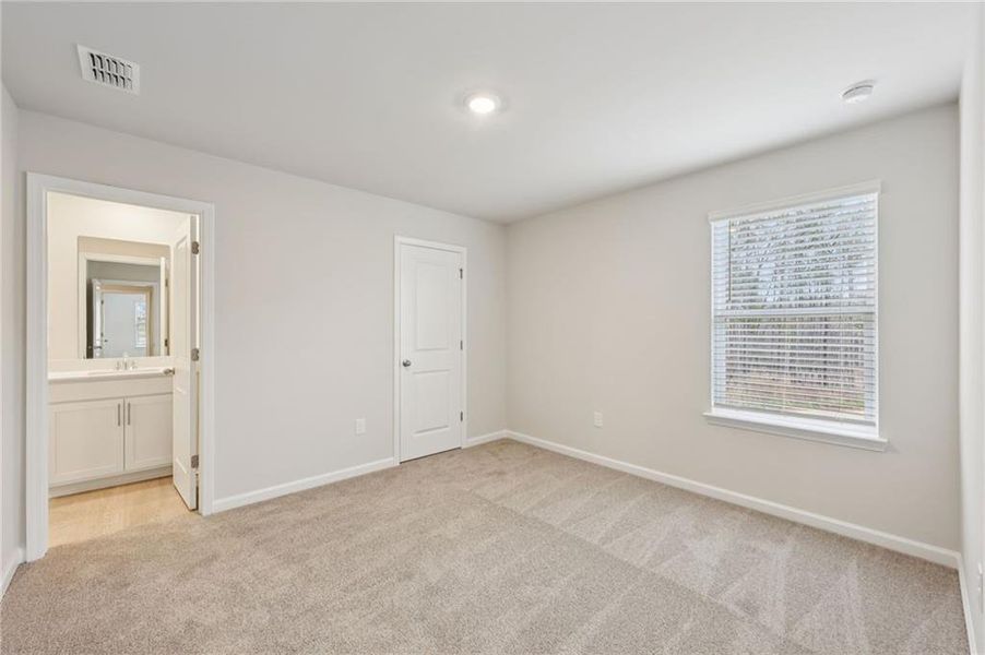 Spacious, unfurnished interior of a new home in Parkside at Grayson, Grayson (Image 18).