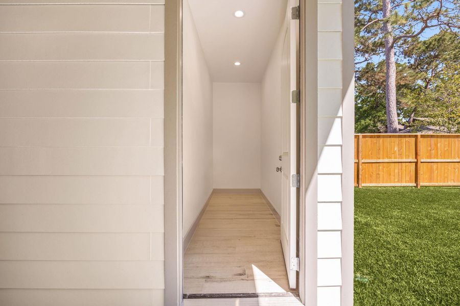 Exterior details and patio area of a home in , Houston (Image 4).