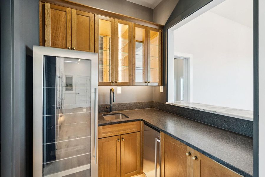 Close-up of interior finishes inside a home in , Charleston (Image 74).