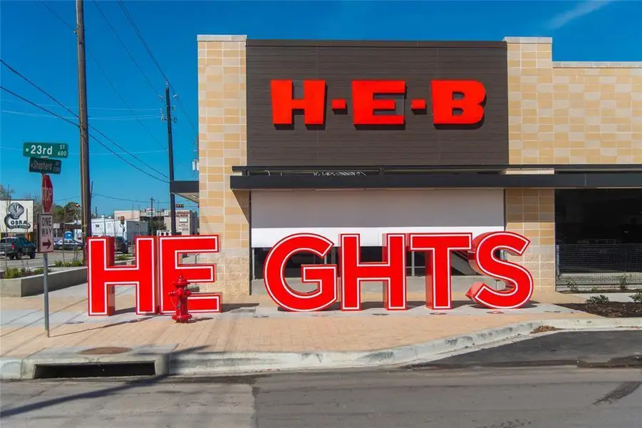 HEB is one of the Height's newest shopping additions and just minutes away from the house as well! HEB is one of the Height's newest shopping additions and just minutes away from the house as well!