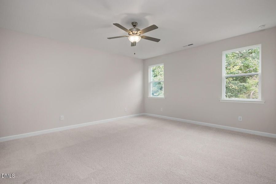 Spacious, unfurnished interior of a new home in Montrose, Aberdeen (Image 14).