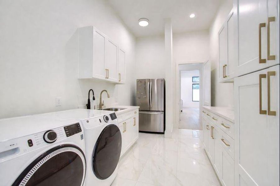 Furnished interior view inside a new home in , Houston (Image 17).