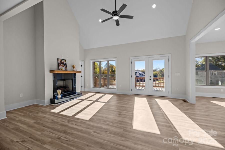 Spacious, unfurnished interior of a new home in , Monroe (Image 18).