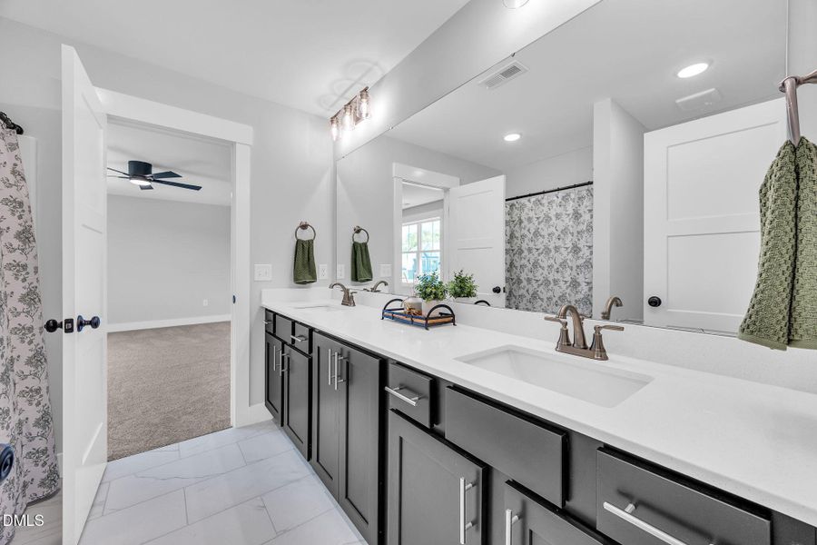 40-web-or-mls-9L1A9756 40-web-or-mls-9L1A9756