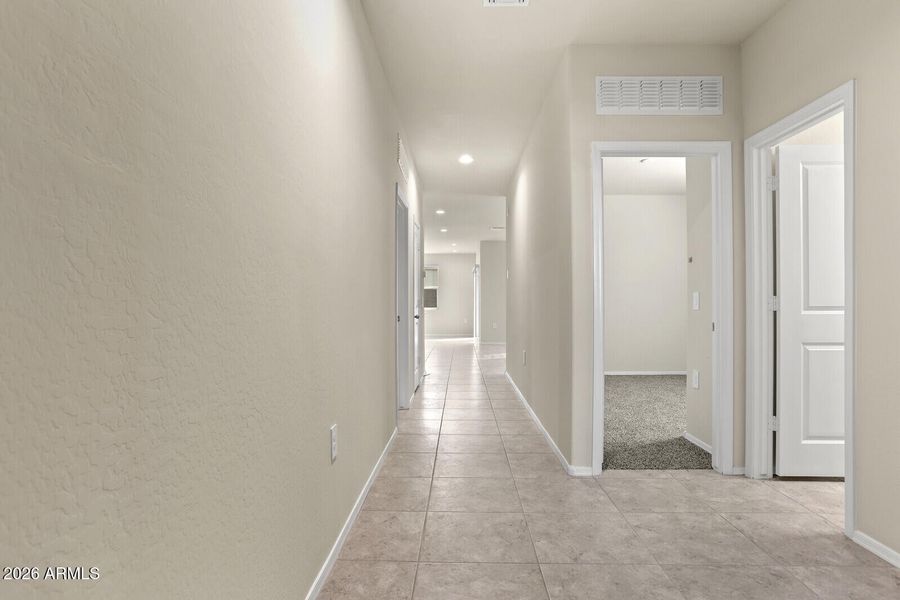 Lark - Hallway-Entry Lark - Hallway-Entry