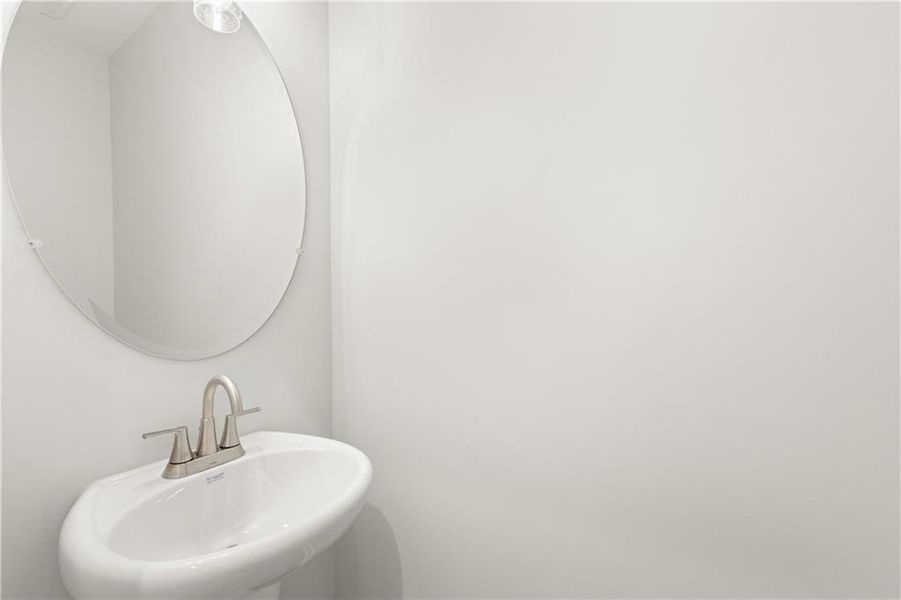 Close-up of interior finishes inside a home in Lake Shore, Winder (Image 9).