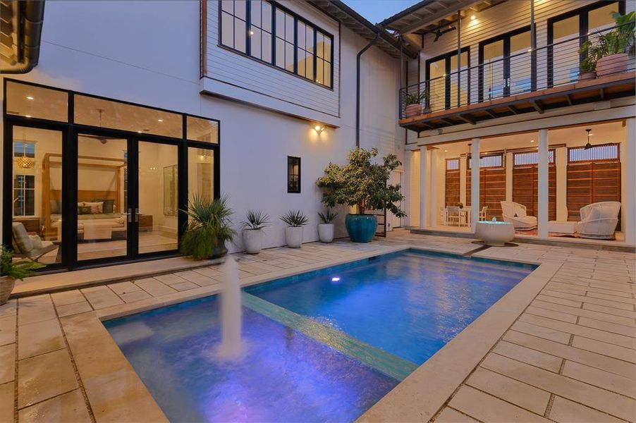 Exterior details and patio area of a home in , Dallas (Image 24).