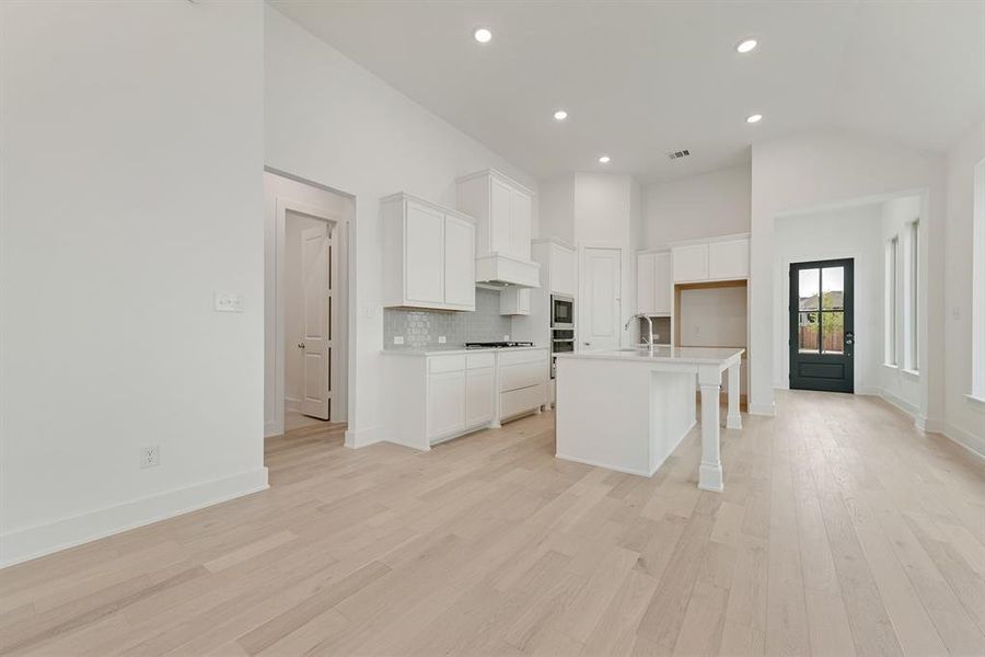 Furnished interior view inside a new home in Edgewater, Royse City (Image 15). Furnished interior view inside a new home in Edgewater, Royse City (Image 15).