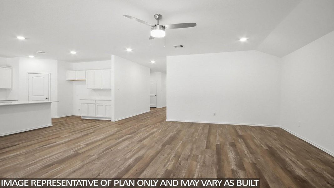 Spacious, unfurnished interior of a new home in Medina, Dayton (Image 12).