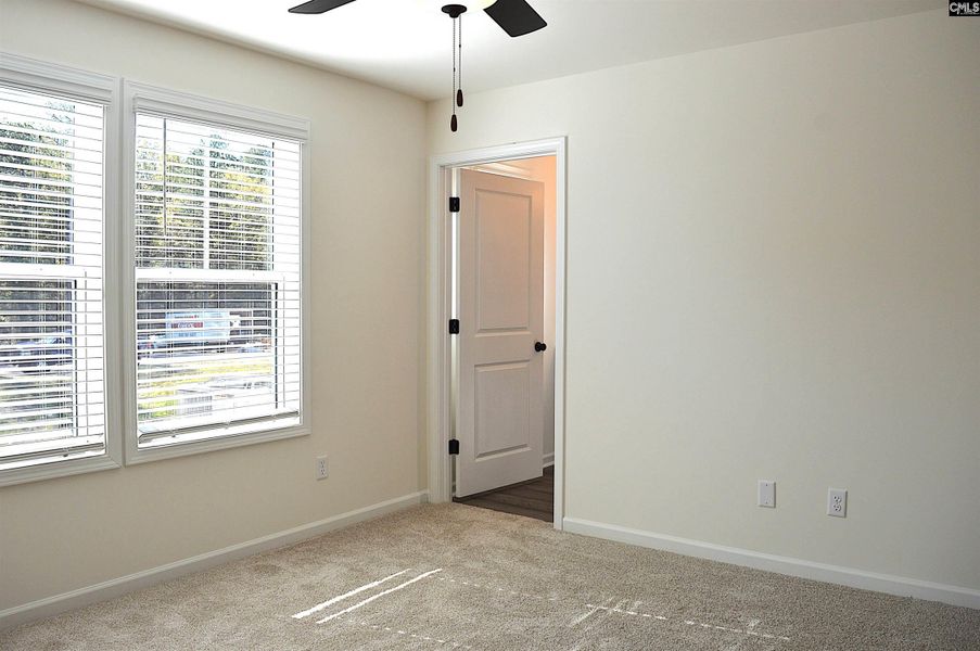 Spacious, unfurnished interior of a new home in Piney Woods Bluff, Columbia (Image 16).