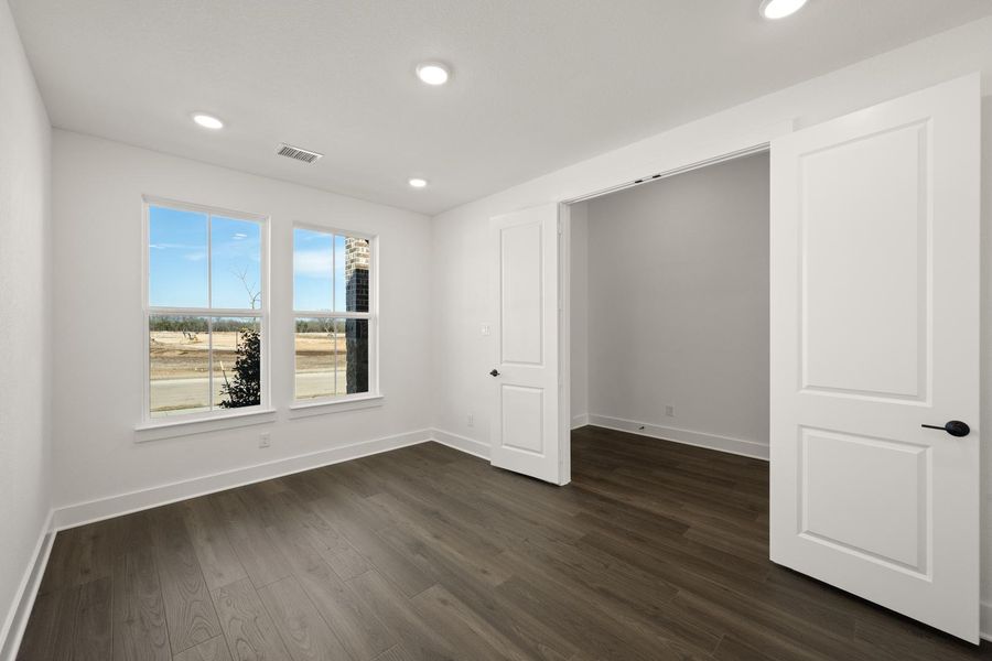 Spacious, unfurnished interior of a new home in Bridgewater, Midlothian (Image 26).