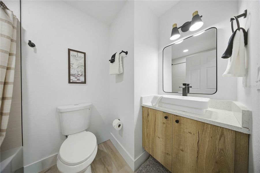Furnished interior view inside a new home in , Ocala (Image 5).