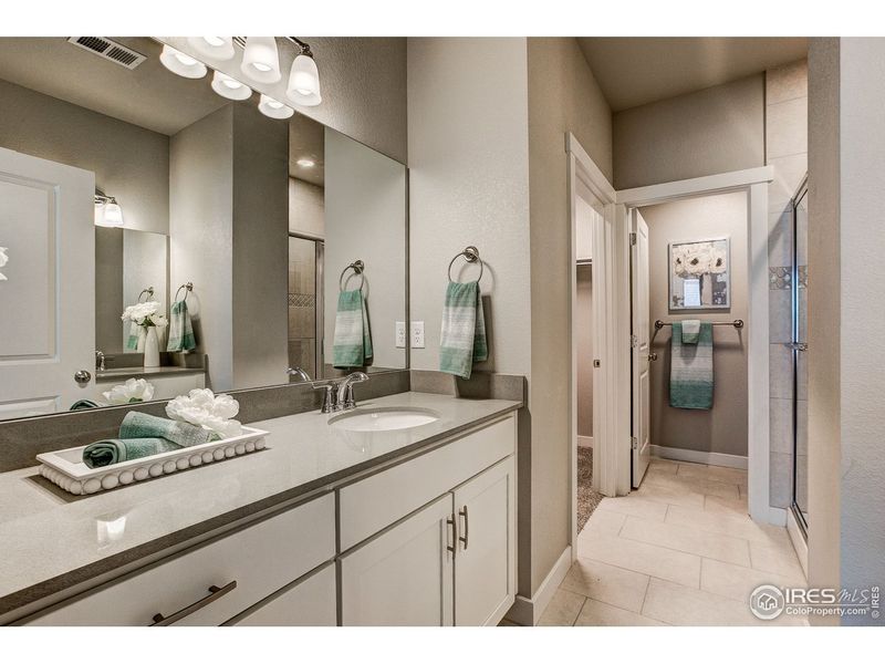 Furnished interior view inside a new home in Highlands at Fox Hill - Discovery, Longmont (Image 10).