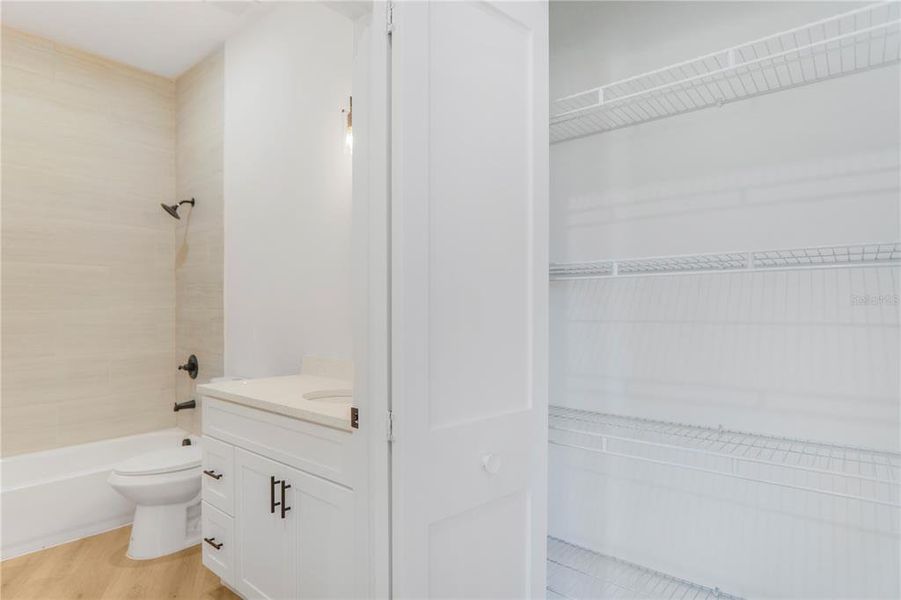 Furnished interior view inside a new home in , Apopka (Image 9).