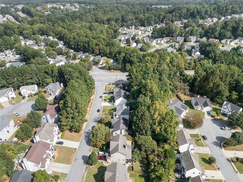 Image 34 of a home in .