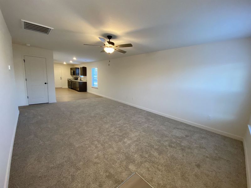 Spacious, unfurnished interior of a new home in Gentry Place, Spartanburg (Image 13).