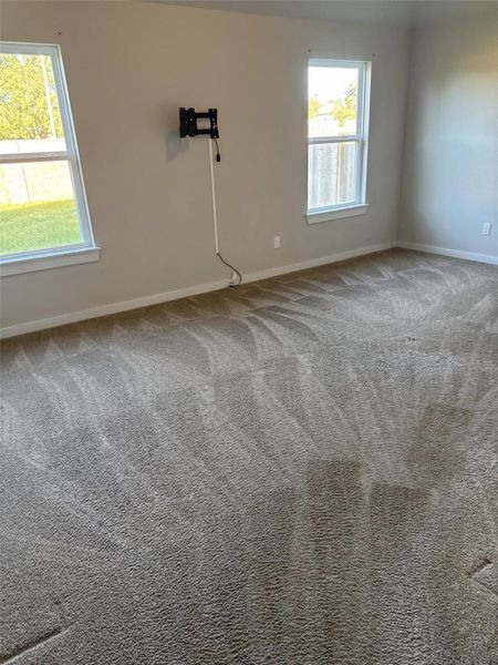 Spacious, unfurnished interior of a new home in , Houston (Image 12).