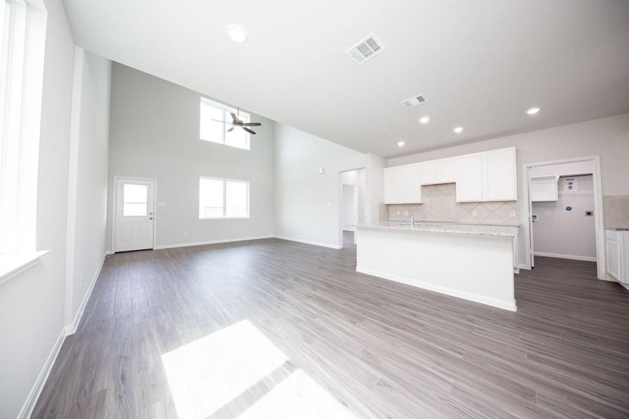 Image 17 of a home in Granger Pines. Image 17 of a home in Granger Pines.