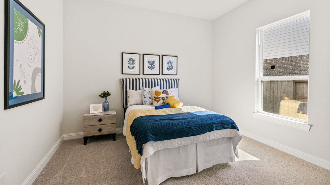 Representative furnished interior of a home built from the Tulane by DRB Homes in Creekhaven, Iowa Colony (Image 15).