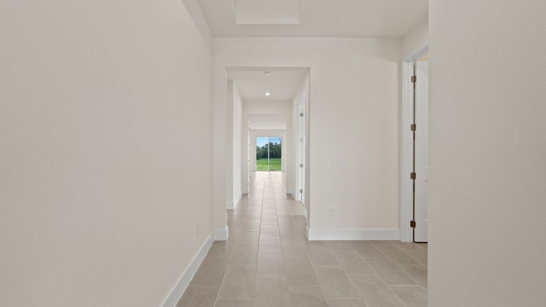 Representative unfurnished interior of a home built from the Longleaf by DRB Homes in Lakeside at Satilla, St. Cloud (Image 18).