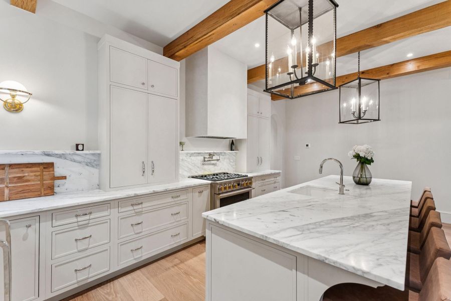 Furnished interior view inside a new home in , Charleston (Image 34).