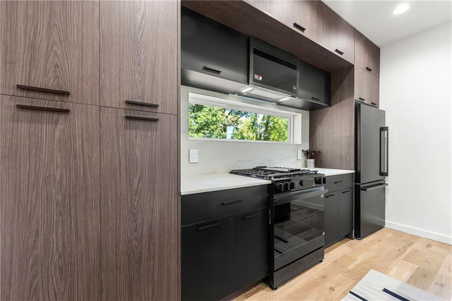 Image 36 of a home in .