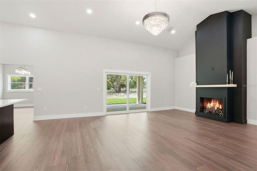 Spacious, unfurnished interior of a new home in , Webster (Image 47).