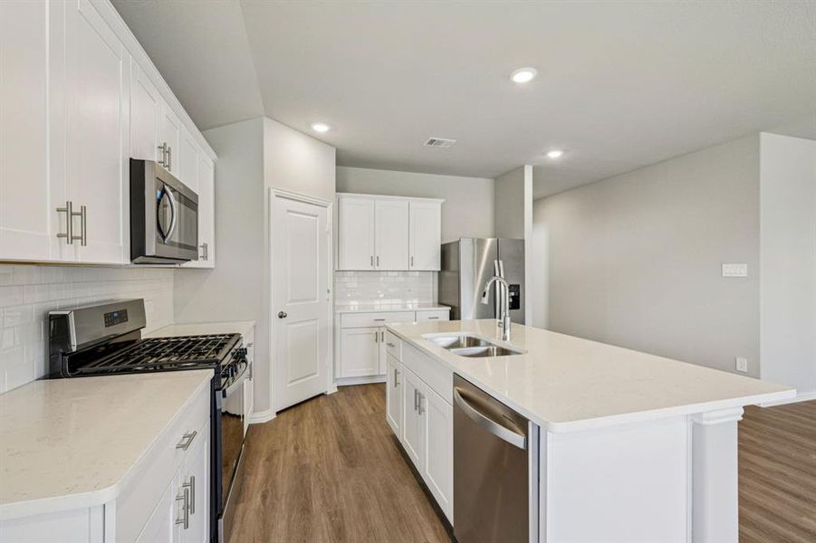 Photo is not of the actual home, but is an inspirational photo of builder’s model home and may depict options, furnishings, and/or decorator features that are not included.