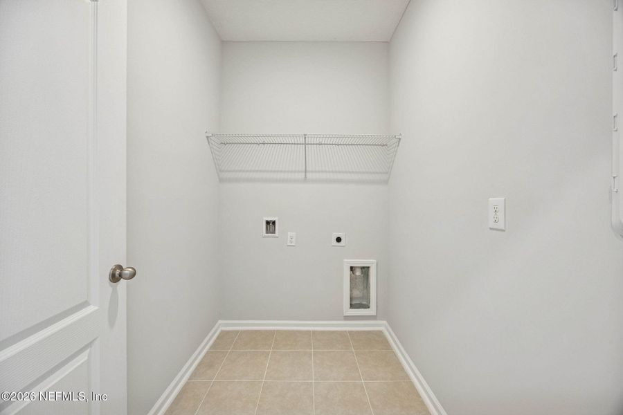 Spacious, unfurnished interior of a new home in Weston Woods, Jacksonville (Image 13). Spacious, unfurnished interior of a new home in Weston Woods, Jacksonville (Image 13).