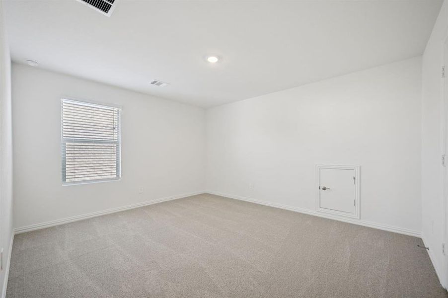 Photo is not of the actual home, but is an inspirational photo of builder’s model home and may depict options, furnishings, and/or decorator features that are not included.