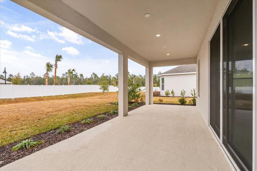 Exterior details and patio area of a home in , Kissimmee (Image 4). Exterior details and patio area of a home in , Kissimmee (Image 4).