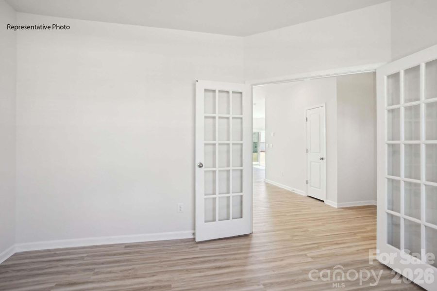 Spacious, unfurnished interior of a new home in Granite Falls, Lancaster (Image 24).