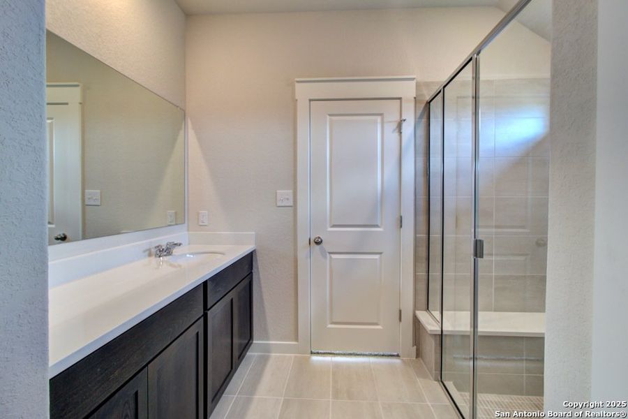 Furnished interior view inside a new home in Cloud Country, New Braunfels (Image 4).