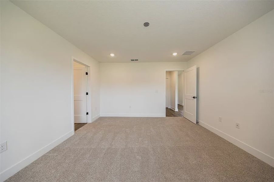 Spacious, unfurnished interior of a new home in Palm Coast, Palm Coast (Image 14).