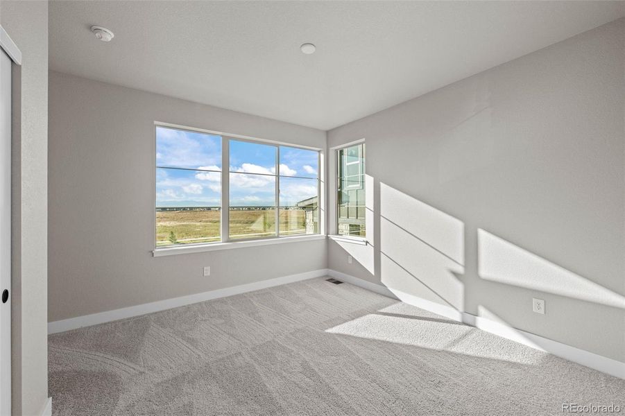 Spacious, unfurnished interior of a new home in Painted Prairie, Aurora (Image 34). Spacious, unfurnished interior of a new home in Painted Prairie, Aurora (Image 34).
