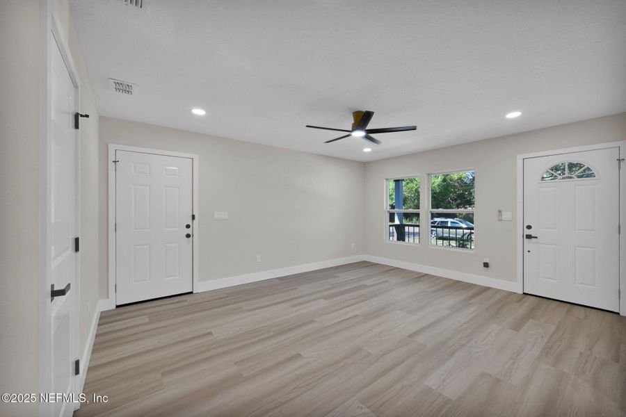 Spacious, unfurnished interior of a new home in , Jacksonville (Image 28). Spacious, unfurnished interior of a new home in , Jacksonville (Image 28).