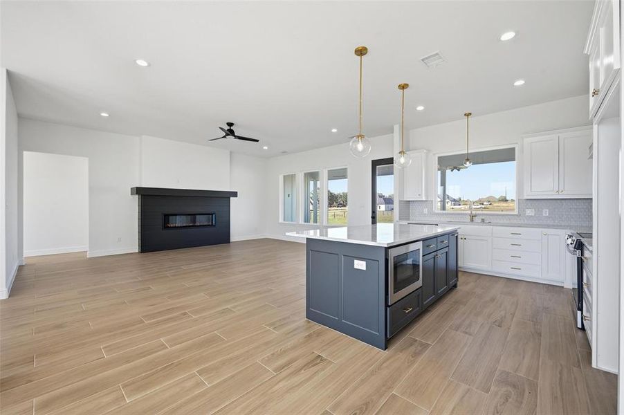 Furnished interior view inside a new home in , Boyd (Image 14).