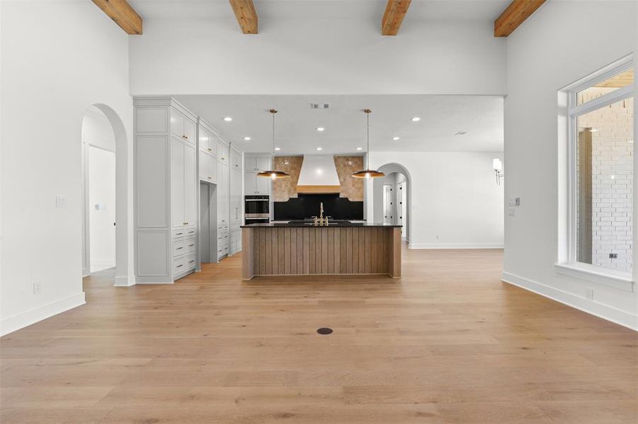 Spacious, unfurnished interior of a new home in Bear Creek Ranch, Aledo (Image 32). Spacious, unfurnished interior of a new home in Bear Creek Ranch, Aledo (Image 32).