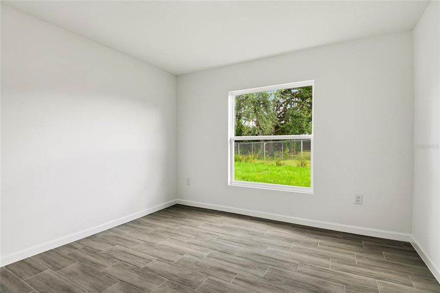 Spacious, unfurnished interior of a new home in , Kissimmee (Image 17).
