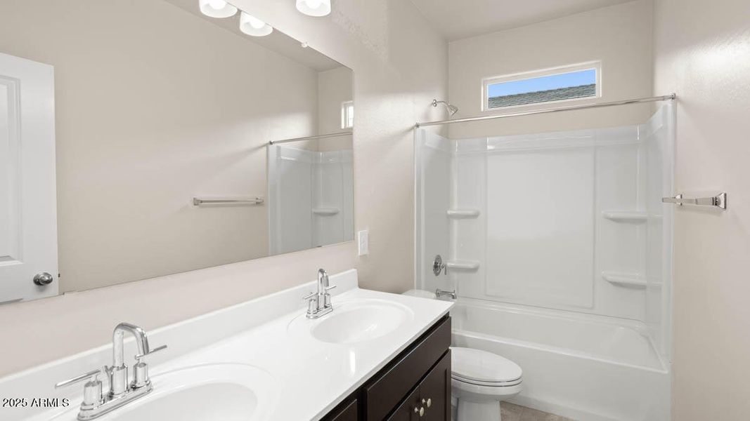 Mockingbird-Estrella Vista-3730-Buckeye-