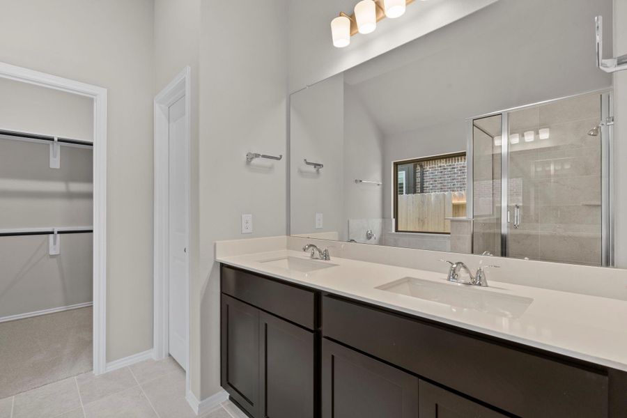 Furnished interior view inside a new home in Grand Central Park, Conroe (Image 12).